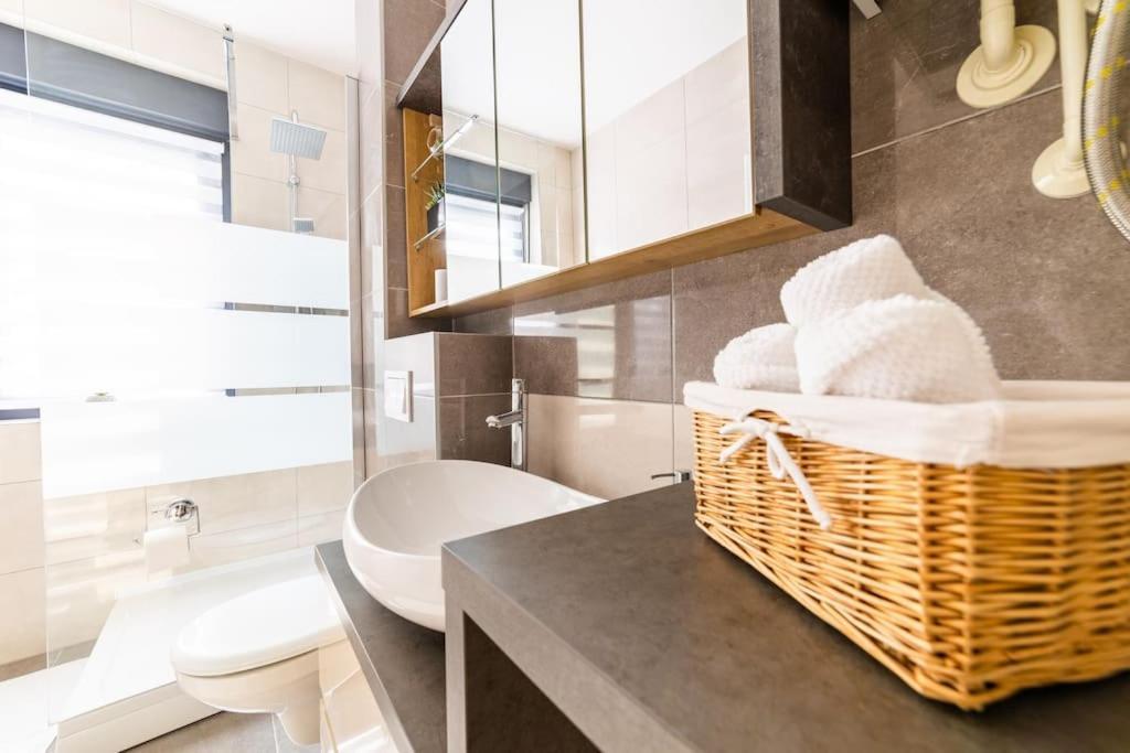 Apartman Lux Self Check-In Virovitica Zewnętrze zdjęcie