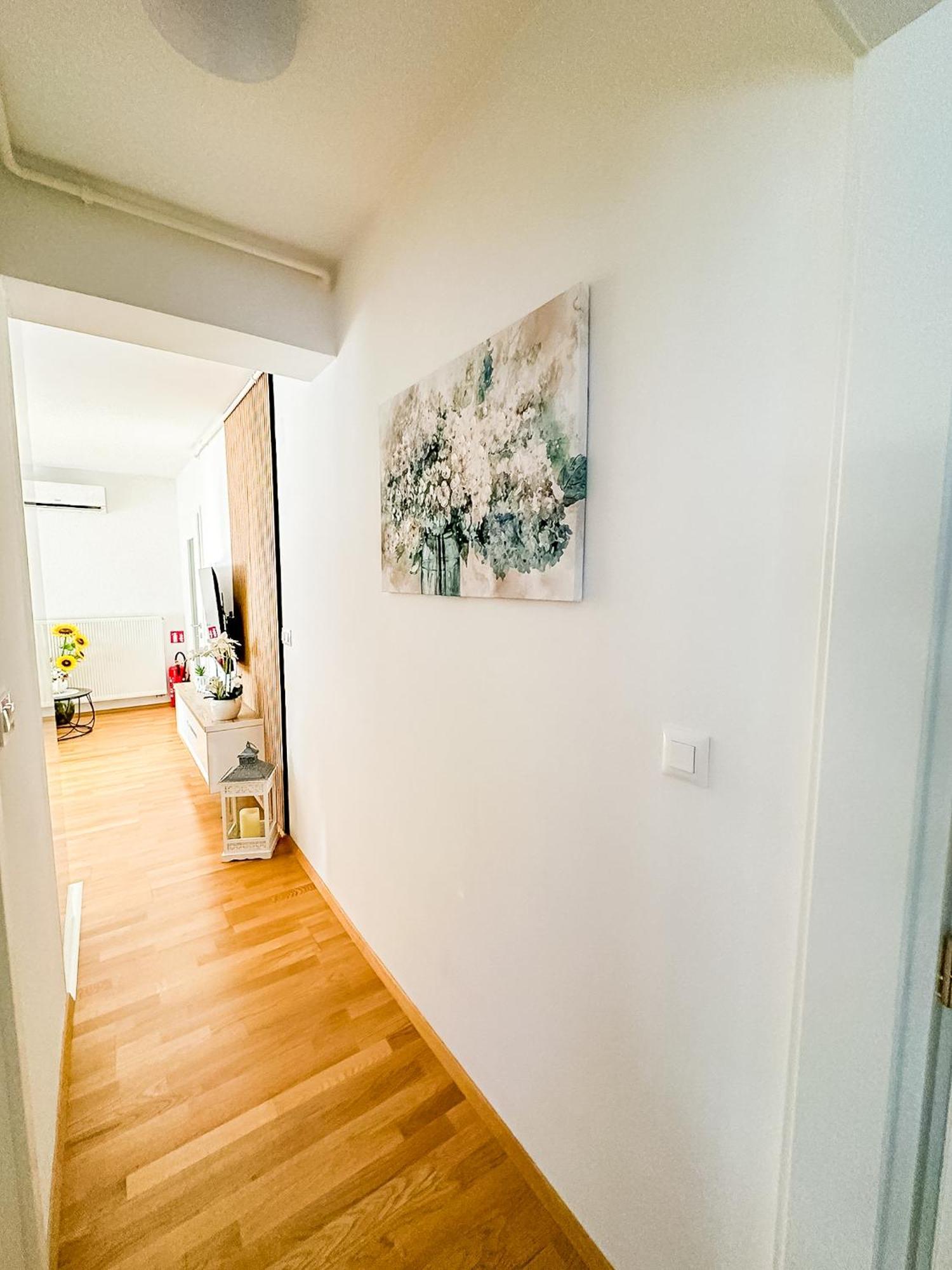Apartman Lux Self Check-In Virovitica Zewnętrze zdjęcie