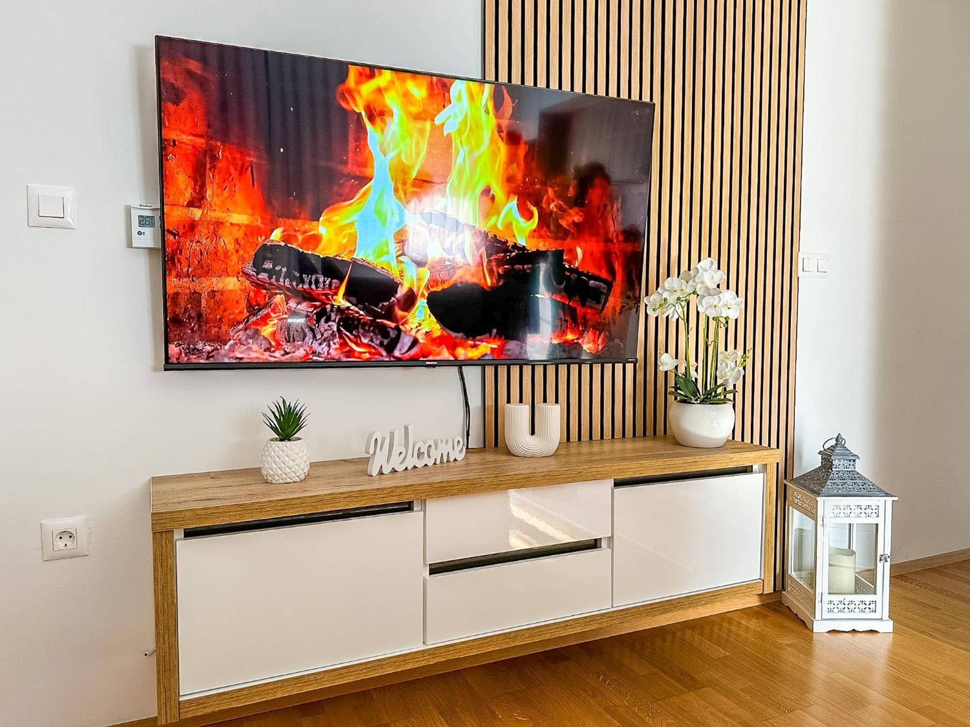 Apartman Lux Self Check-In Virovitica Zewnętrze zdjęcie